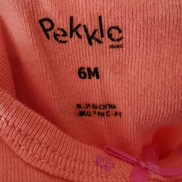 5/$10 Pekkle short sleeve onesie size 6 m - Picture 2 of 4